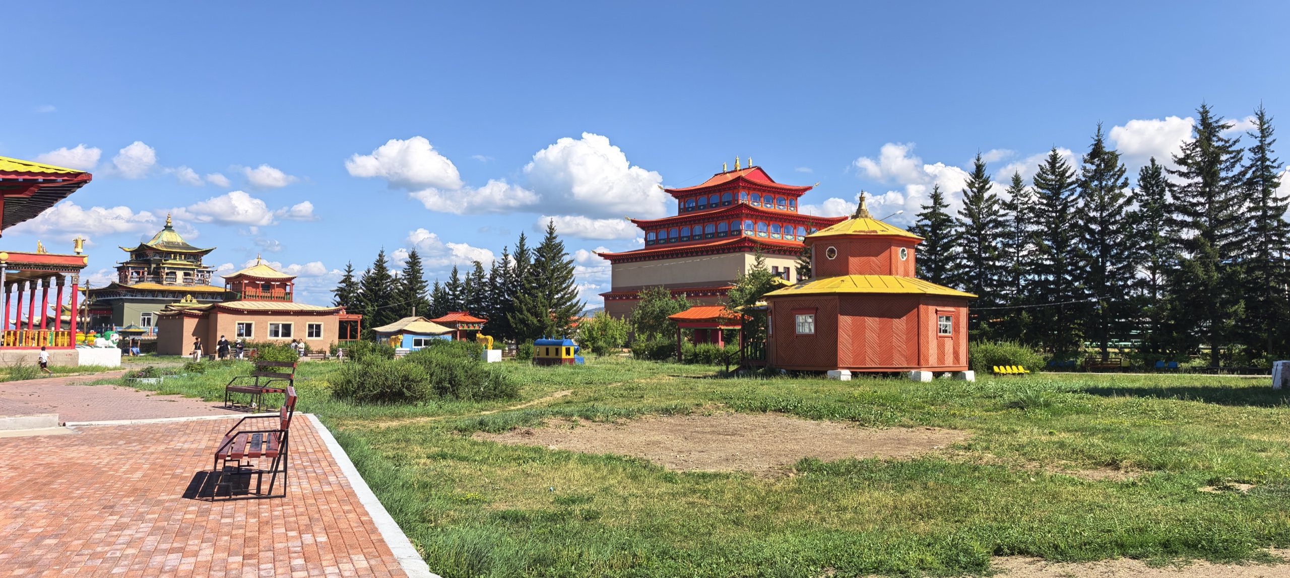 Панорама комплекса Иволгинского дацана
